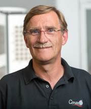 Rolf Helmis, Inhaber Cerasell Wasserstrahlschneiden